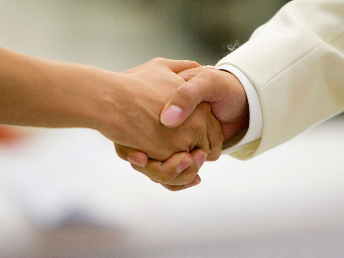 When to Sue vs. When to Settle: Evaluating Your Case’s Legal&nbsp;Strengths