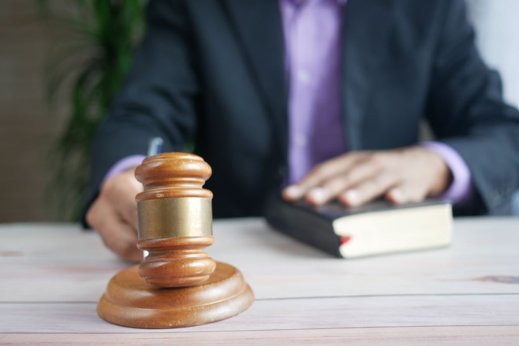 Piercing the Corporate Veil: Can You Sue a Business Owner&nbsp;Personally?